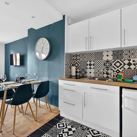 Apartment Superbe T1 Lumineux A 1 Min A Pied De La Gare